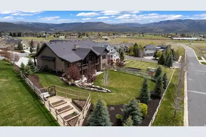 3295 E Lindsay Spring Cir, Heber City, UT 84032 - Photo 16