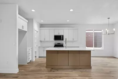2705 N 2740 W #170, Plain City, UT 84404 - Photo 4