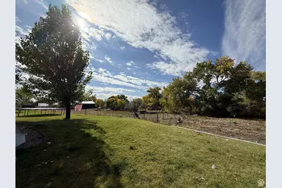 790 W 1000 S, Huntington, UT 84528 - Photo 32