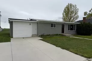 522 E Factory St, Garland, UT 84312 - Photo 2