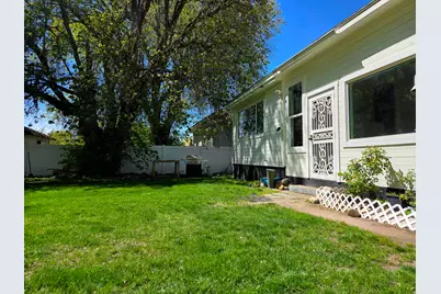 142 W 400 N, Logan, UT 84321 - Photo 32