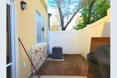 6678 S Pines Point Way W, West Jordan, UT 84084 - Photo 20
