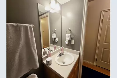 6678 S Pines Point Way W, West Jordan, UT 84084 - Photo 10