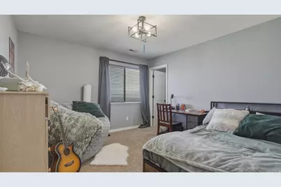 3926 E Barton Creek Dr, Eagle Mountain, UT 84005 - Photo 30