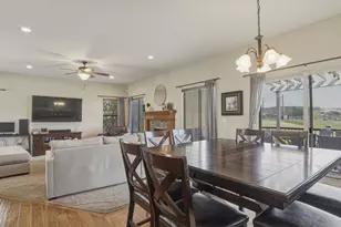 3926 E Barton Creek Dr, Eagle Mountain, UT 84005 - Photo 10