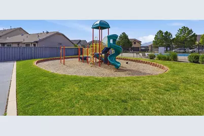 3926 E Barton Creek Dr, Eagle Mountain, UT 84005 - Photo 50
