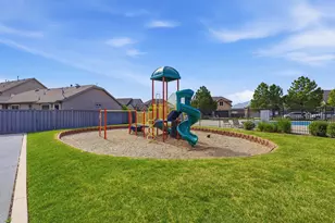 3926 E Barton Creek Dr, Eagle Mountain, UT 84005 - Photo 50