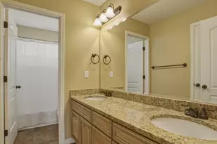 3926 E Barton Creek Dr, Eagle Mountain, UT 84005 - Photo 28