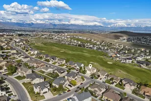 3926 E Barton Creek Dr, Eagle Mountain, UT 84005 - Photo 46
