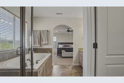 3926 E Barton Creek Dr, Eagle Mountain, UT 84005 - Photo 22