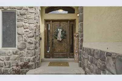 3926 E Barton Creek Dr, Eagle Mountain, UT 84005 - Photo 4