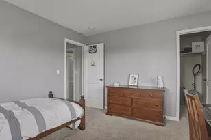 3926 E Barton Creek Dr, Eagle Mountain, UT 84005 - Photo 32