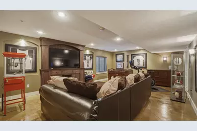 3926 E Barton Creek Dr, Eagle Mountain, UT 84005 - Photo 34