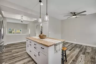 1099 E East Garden Bend Pl E, Sandy, UT 84094 - Photo 8