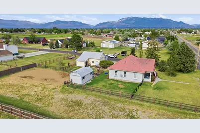 5264 W 5500 S, Hooper, UT 84315 - Photo 32