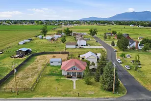 5264 W 5500 S, Hooper, UT 84315 - Photo 4