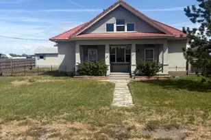 5264 W 5500 S, Hooper, UT 84315 - Photo 1