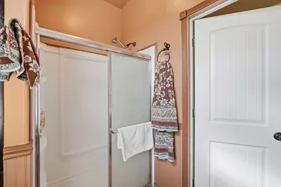 5264 W 5500 S, Hooper, UT 84315 - Photo 24