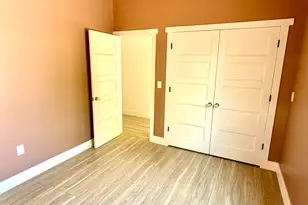 633 E 300 S, Salt Lake City, UT 84102 - Photo 30