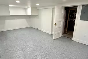 633 E 300 S, Salt Lake City, UT 84102 - Photo 32