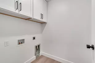 663 E Ryegrass Dr, Eagle Mountain, UT 84005 - Photo 18