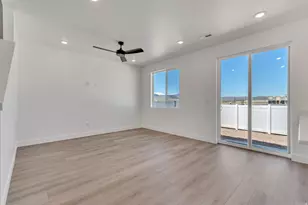 663 E Ryegrass Dr, Eagle Mountain, UT 84005 - Photo 6