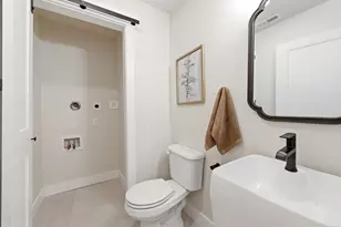 186 M St E, Salt Lake City, UT 84103 - Photo 14