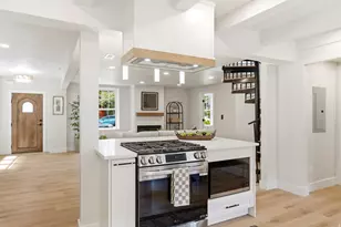 186 M St E, Salt Lake City, UT 84103 - Photo 10