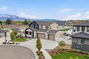 3639 W 8280 S, West Jordan, UT 84088 - Photo 32