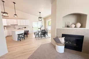 5754 S Crest Flower Way W, Kearns, UT 84118 - Photo 8