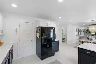 3688 W Jordan View Dr S, Lehi, UT 84043 - Photo 6