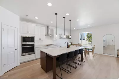 2948 S 2600 W, Syracuse, UT 84075 - Photo 4