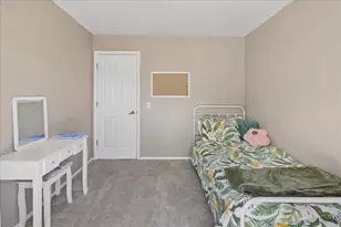 2419 N 2550 E, Layton, UT 84040 - Photo 16