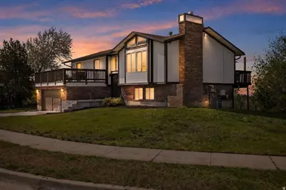 2419 N 2550 E, Layton, UT 84040 - Photo 2