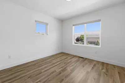 469 N 1360 E, Tooele, UT 84074 - Photo 38