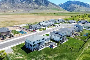 469 N 1360 E, Tooele, UT 84074 - Photo 54
