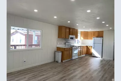 1500 N Angel W #56, Layton, UT 84041 - Photo 6