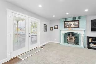 1013 N Main St, Orem, UT 84057 - Photo 4
