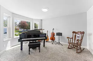 1013 N Main St, Orem, UT 84057 - Photo 2