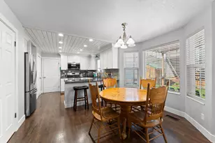 1013 N Main St, Orem, UT 84057 - Photo 6