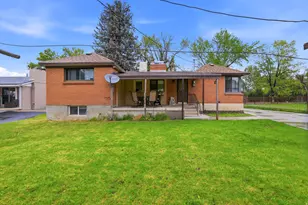 2252 E 6450 S, Cottonwood Heights, UT 84121 - Photo 4