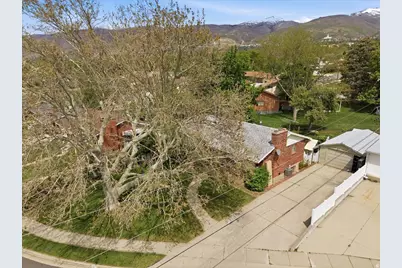 1677 S 75 E, Bountiful, UT 84010 - Photo 34