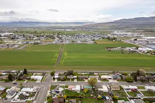 822 N 100 W, Tremonton, UT 84337 - Photo 34