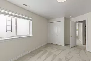 275 S Eagle Way, North Salt Lake, UT 84054 - Photo 32