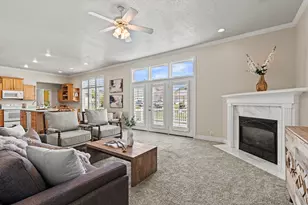 275 S Eagle Way, North Salt Lake, UT 84054 - Photo 10