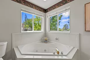 275 S Eagle Way, North Salt Lake, UT 84054 - Photo 18