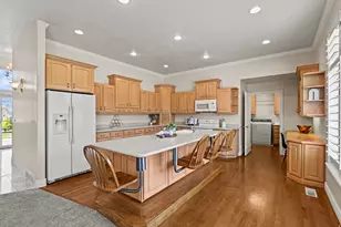 275 S Eagle Way, North Salt Lake, UT 84054 - Photo 12