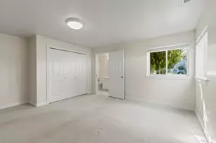 275 S Eagle Way, North Salt Lake, UT 84054 - Photo 26