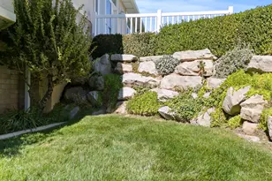 275 S Eagle Way, North Salt Lake, UT 84054 - Photo 38