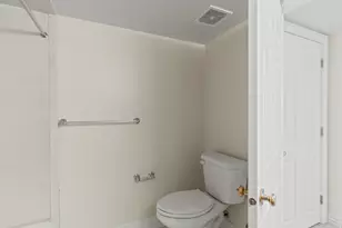 275 S Eagle Way, North Salt Lake, UT 84054 - Photo 34